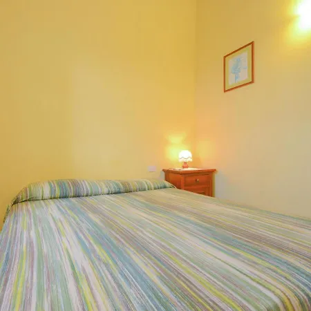Vakantiehuis Monte With Pool And Forest Trails *