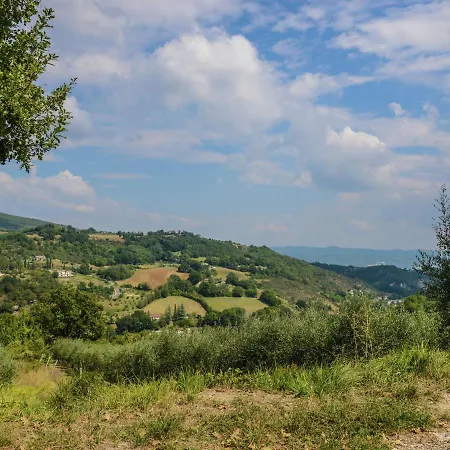 Monte With Pool And Forest Trails